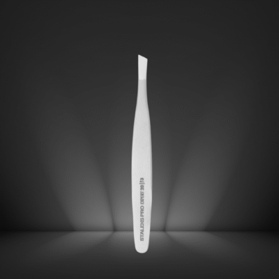 Pince professionnelle pour les sourcils large à bout biseauté EXPERT 20 TYPE 3